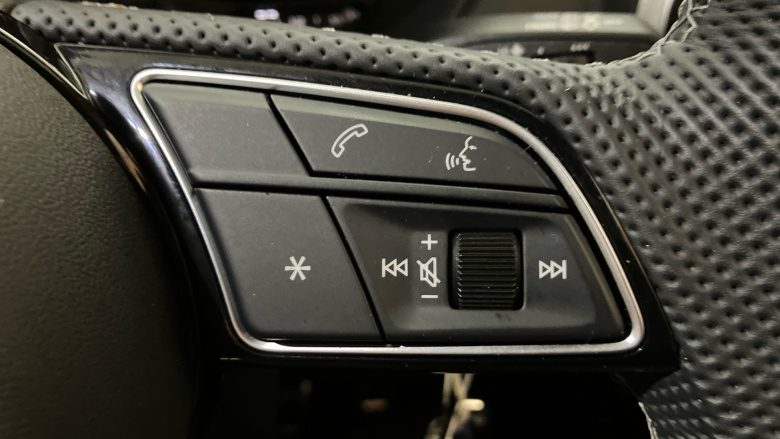 Audi Q2 35 TFSI S Line 5dr S Tronic Petrol Estate